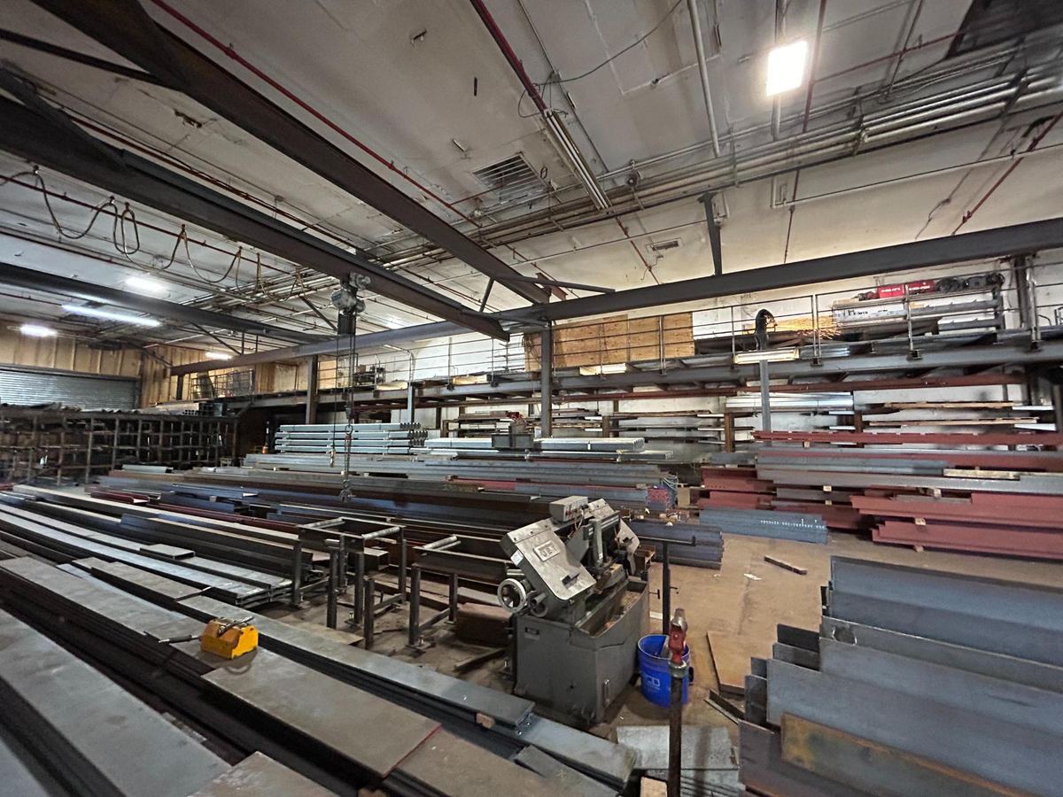 Squares supplier in Jamaica, Queens, New York | Iron Wei Steel Corp
